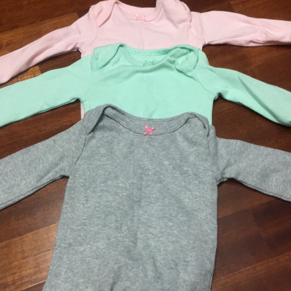 2/$10 group of long sleeve onesies